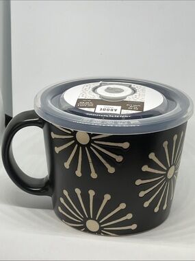 Abode 20 oz Stoneware Mug  w/ Lid  Gray and Cream Accents Heat Plate Refrigerate